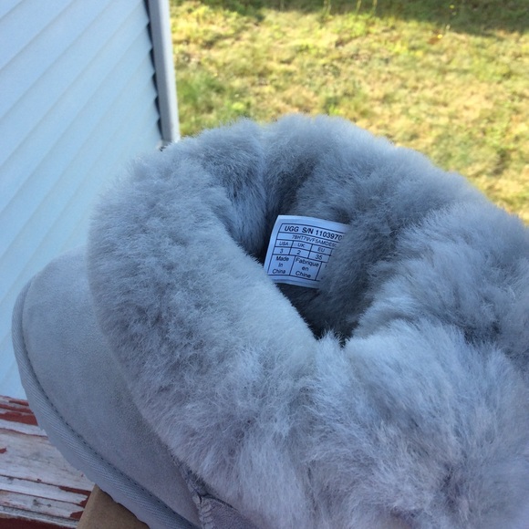 UGG BAILEY BOW II EXOTIC - Picture 5 of 6